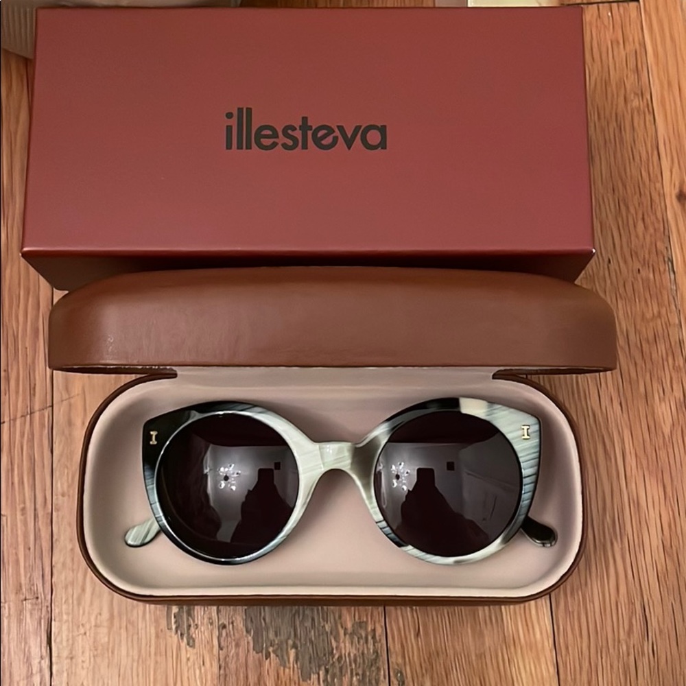Illesteva sunglasses